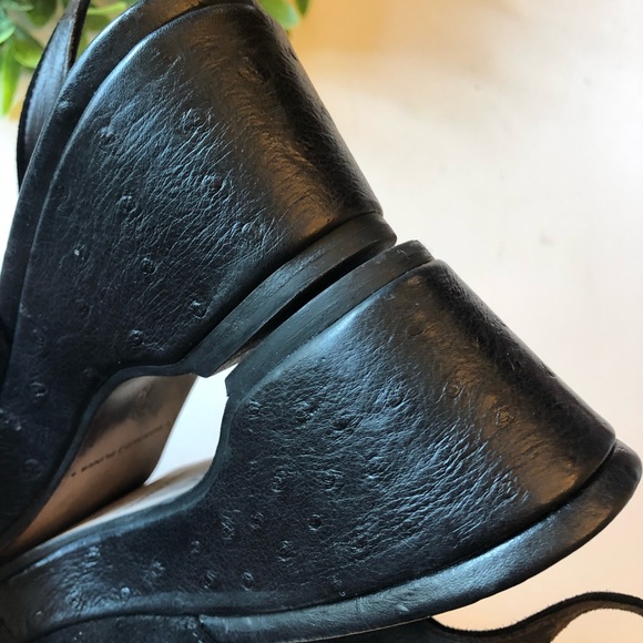 {DONALD J PLINER} Black Pattern Sling Back Heel - Picture 7 of 8